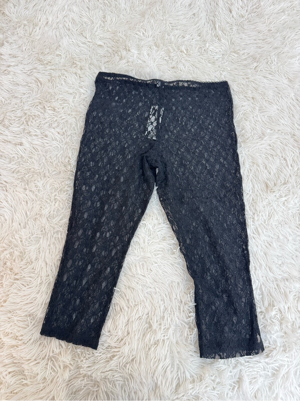 Black Lace Capri Pants - Kimchi Blue Medium - BNWT